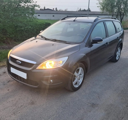 Ford Focus cena 9700 przebieg: 315000, rok produkcji 2009 z Legnica małe 326